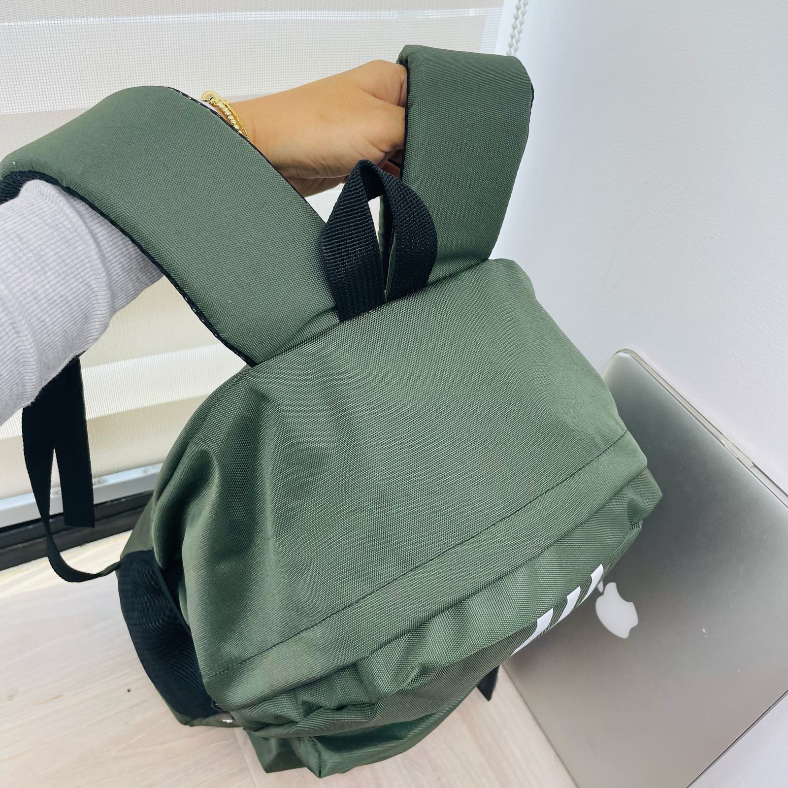 MORRAL ADIDAS OFICIO