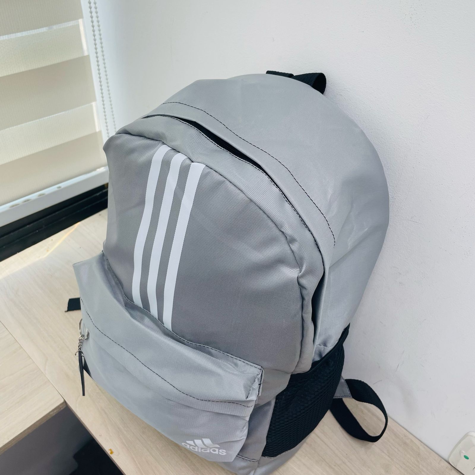 MORRAL ADIDAS OFICIO